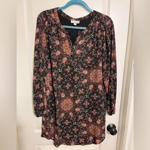 Evereve Allison Joy dress. Like new. Non-smoker